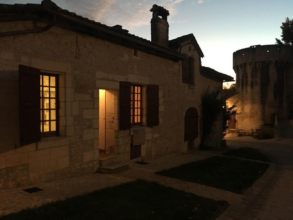 Au Pied Du Chateau Bourdeilles Экстерьер фото